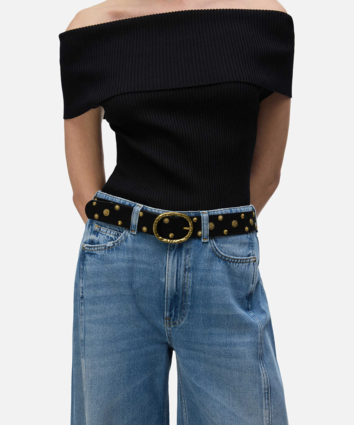 Zoomed Embellished Suede Belt