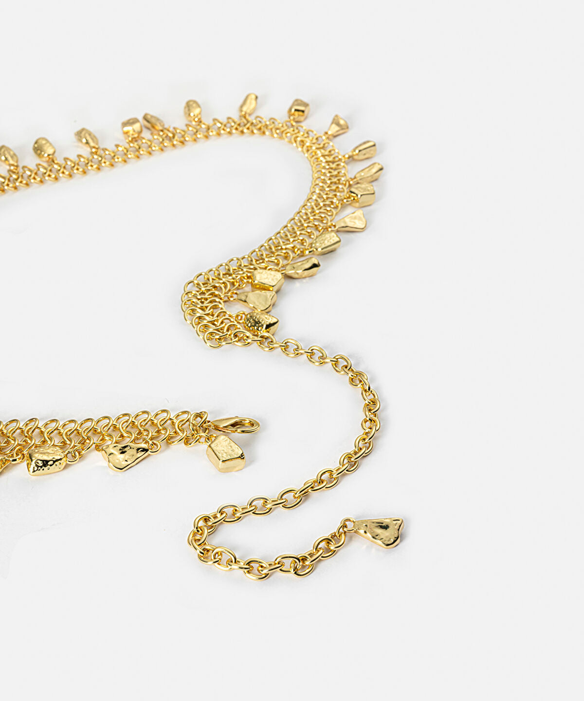 Zoomed Dangling Detail Metal Belt