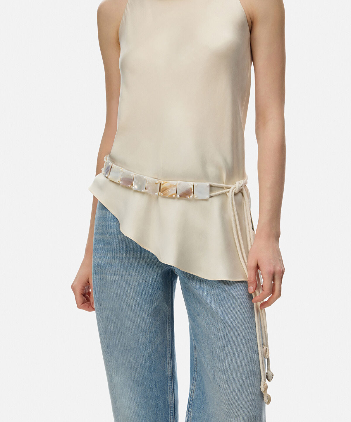 Zoomed Shell Embellished Cord Belt