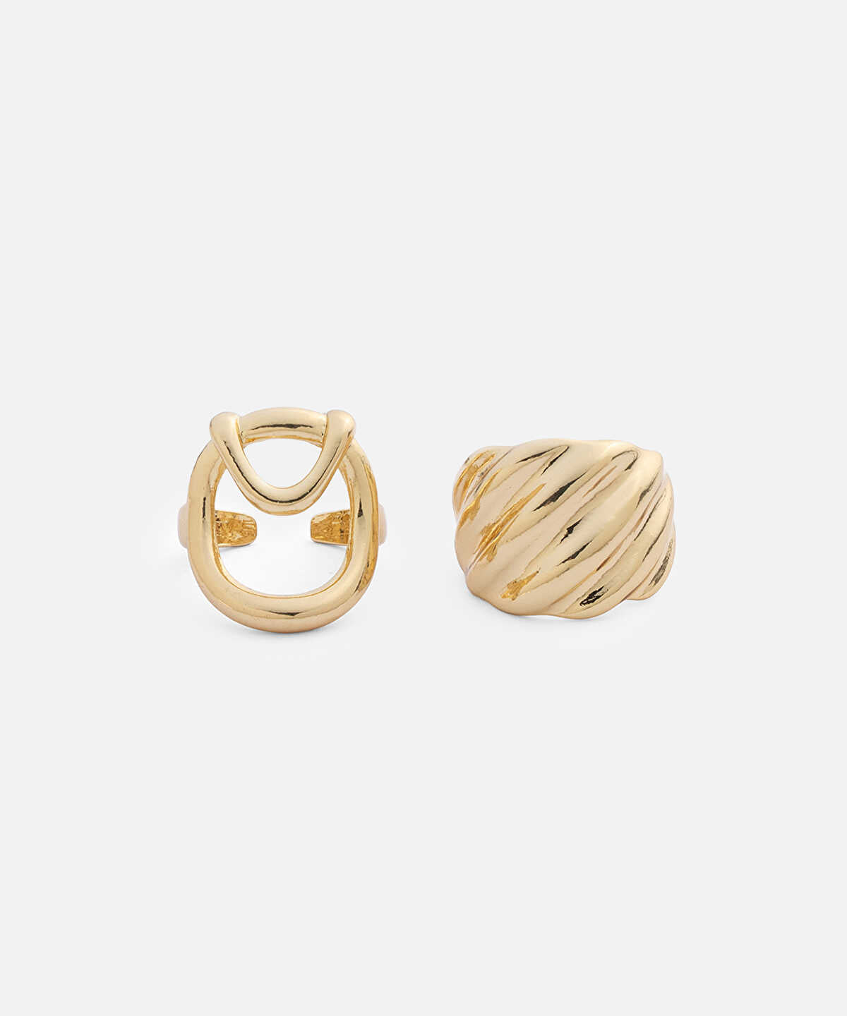 Zoomed Pack of Two Rings