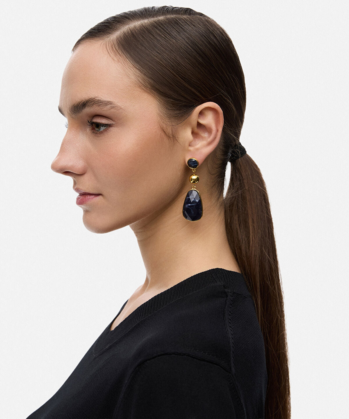 Zoomed Resin Dangle Earrings