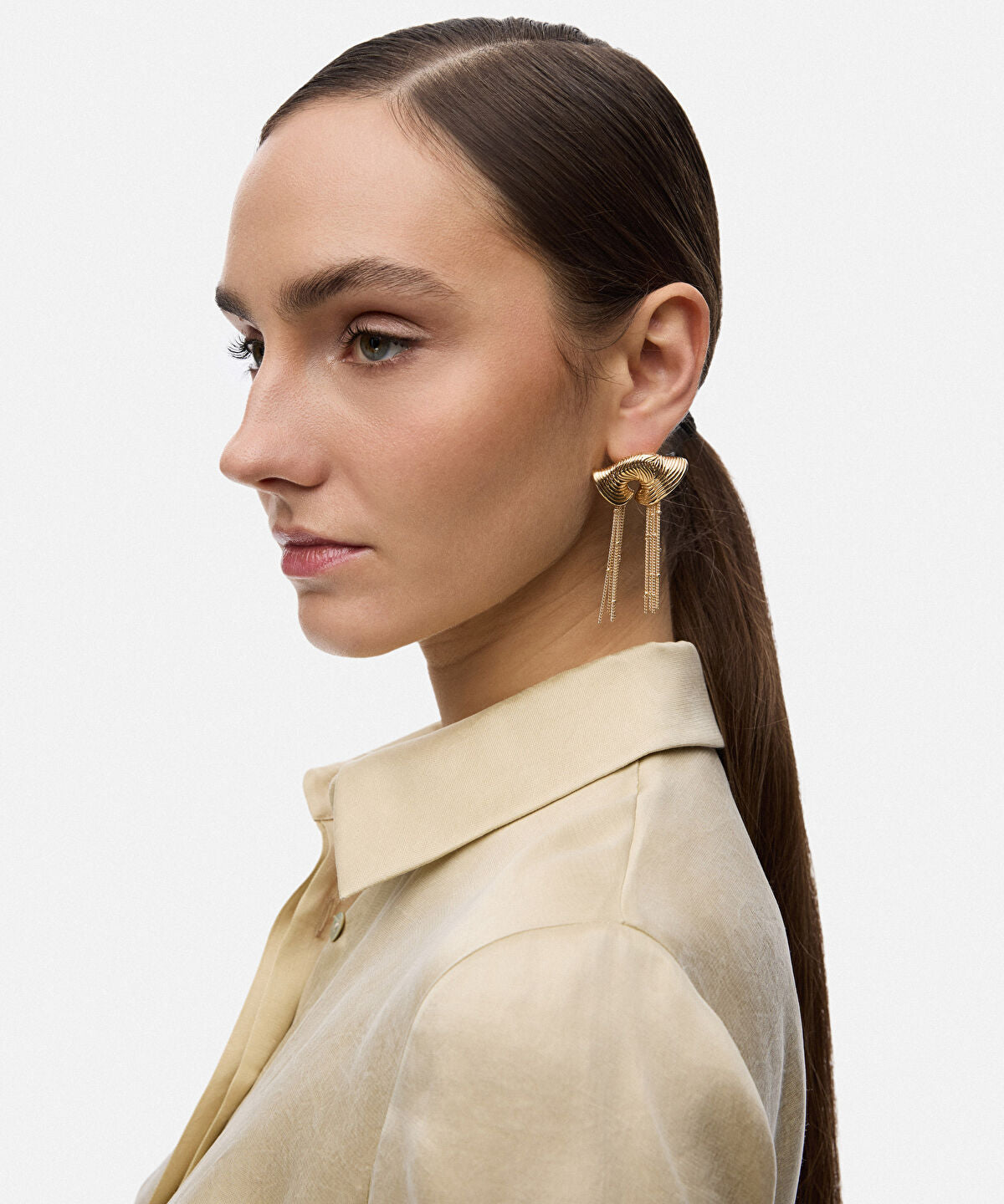 Zoomed Textured Dangle Earrings