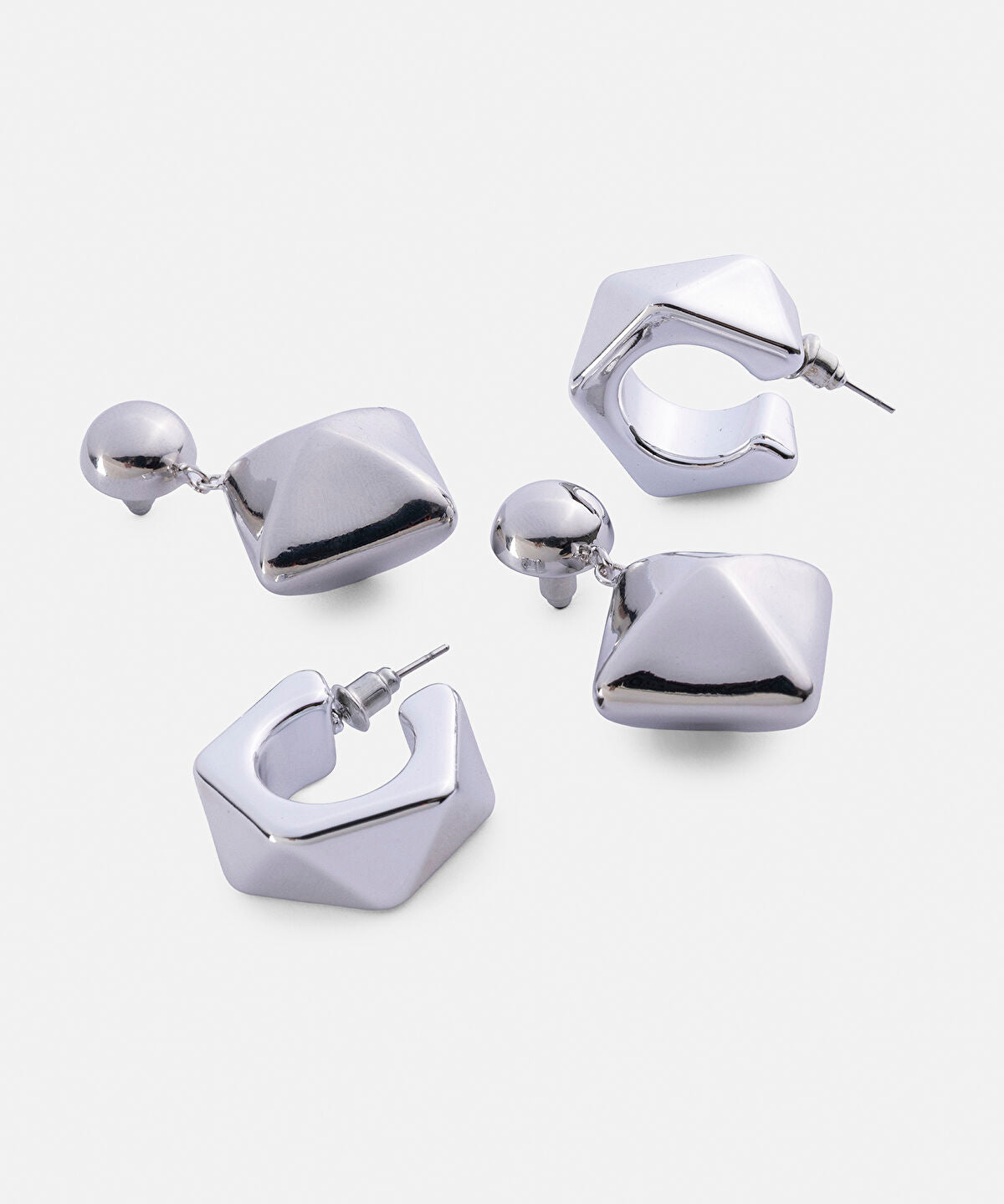 Zoomed Pack of Two Combined Earrings