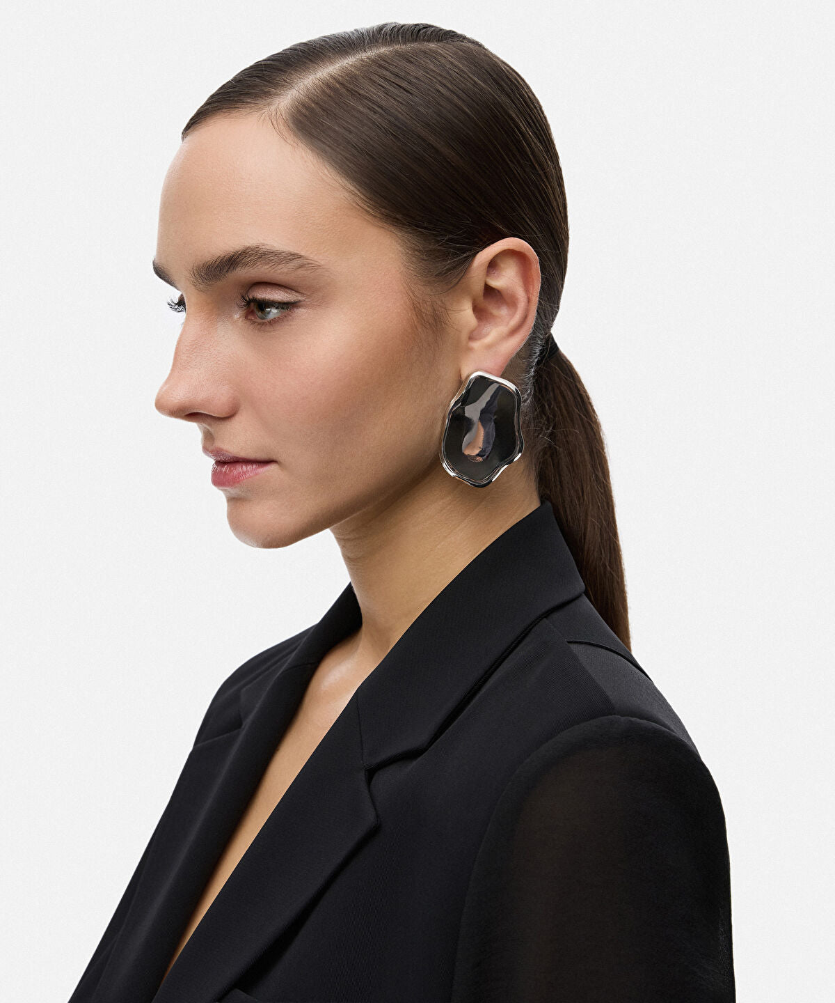 Zoomed Maxi Metal Plate Earrings