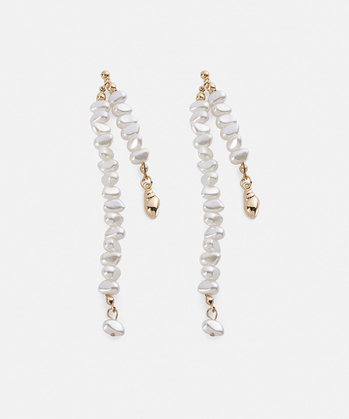Zoomed Faux Pearl Dangle Earrings