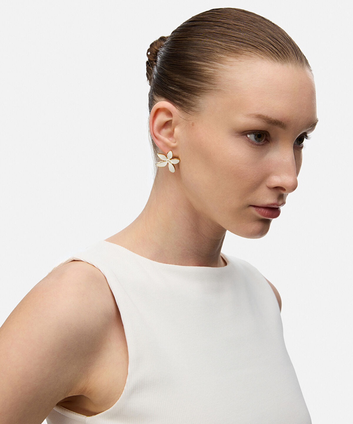 Zoomed Pack of 2 Floral Earrings