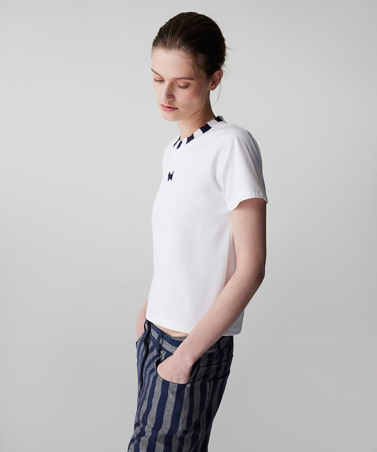 Zoomed Color-Block Rib Collar T-Shirt