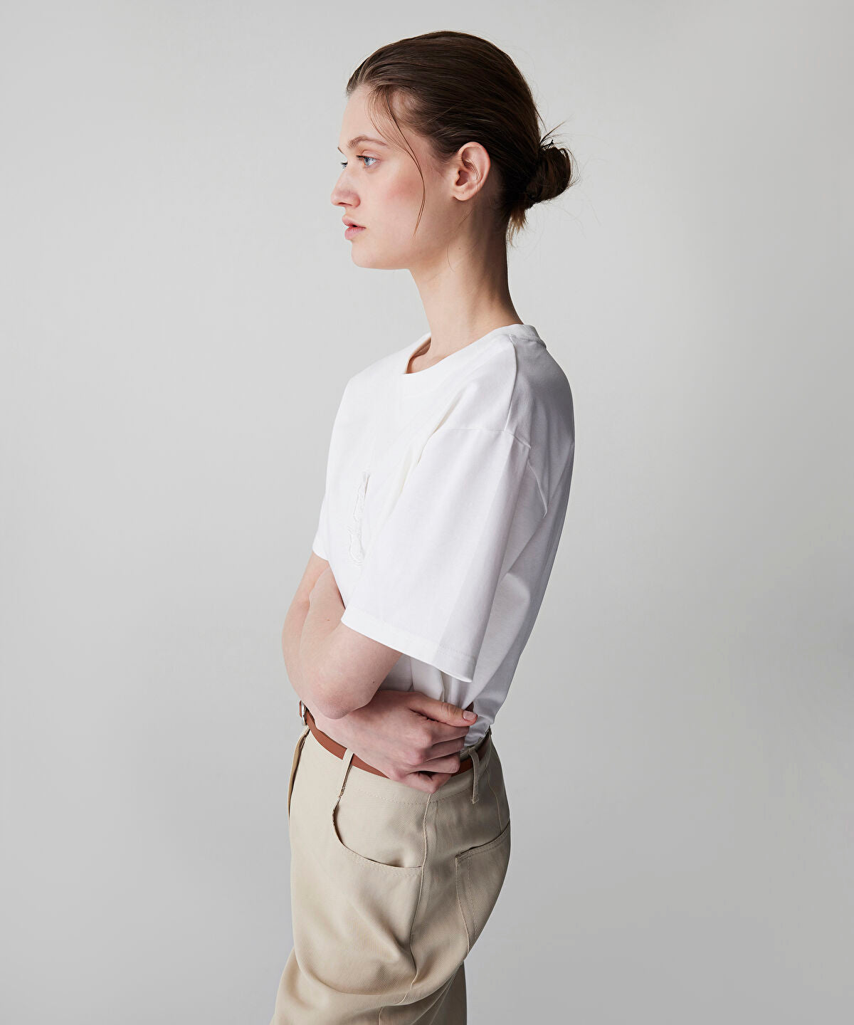 Zoomed Floral Applique T-Shirt