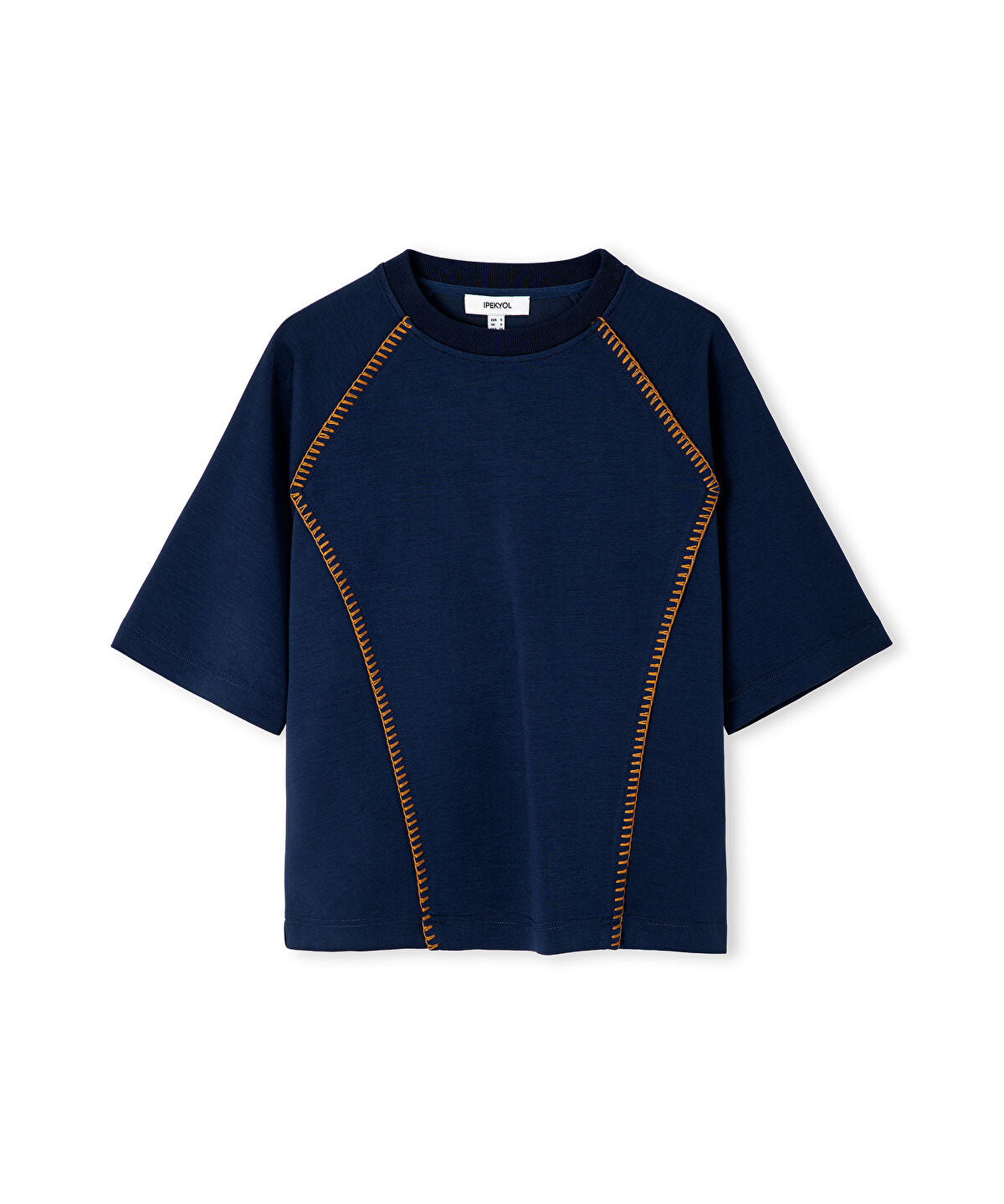 Zoomed Contrast Stitch T-Shirt