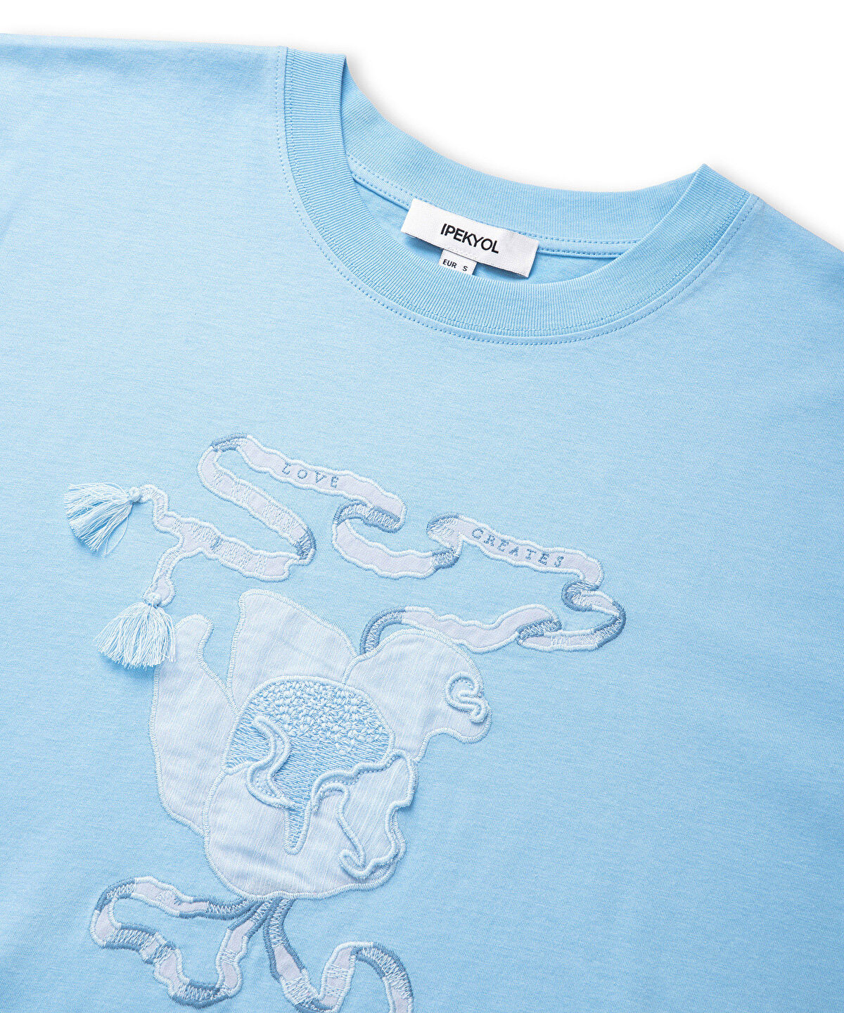 Zoomed Embroidered Fringed T-Shirt