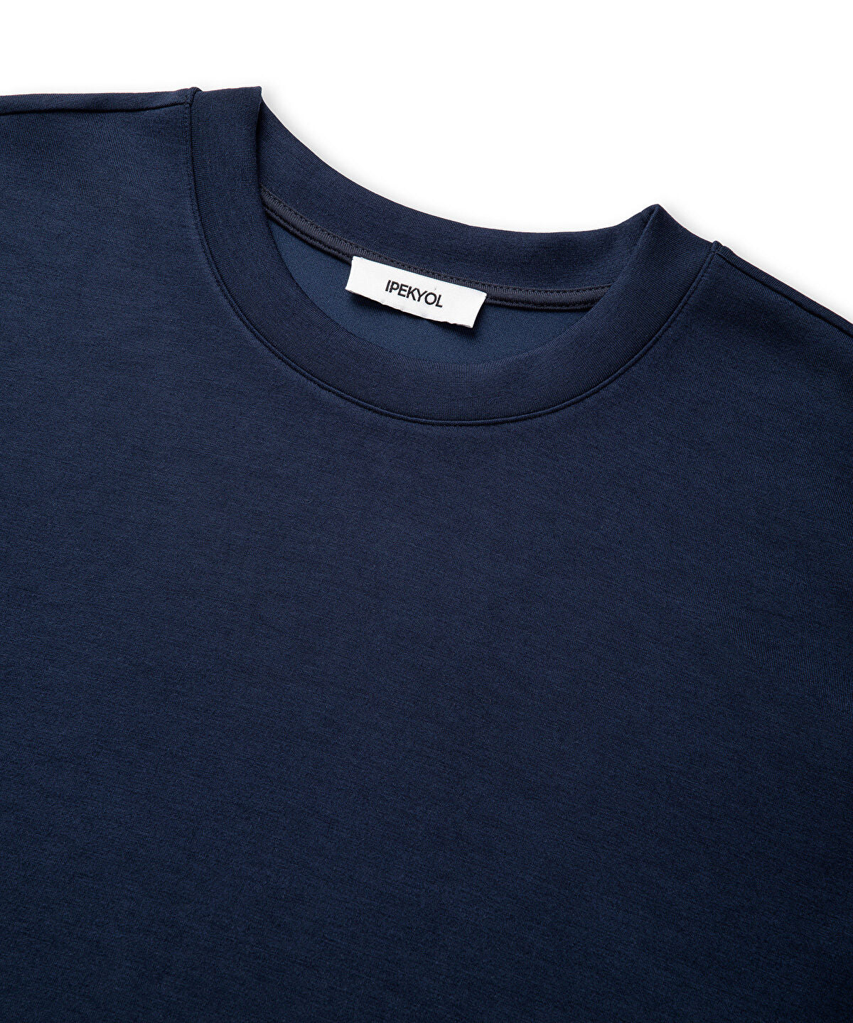 Zoomed Basic T-Shirt 