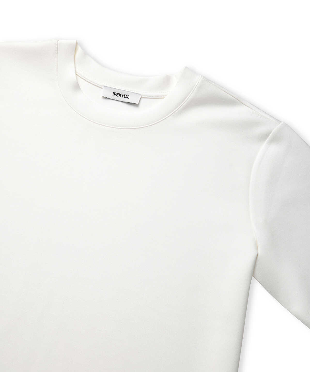 Zoomed Basic T-Shirt 