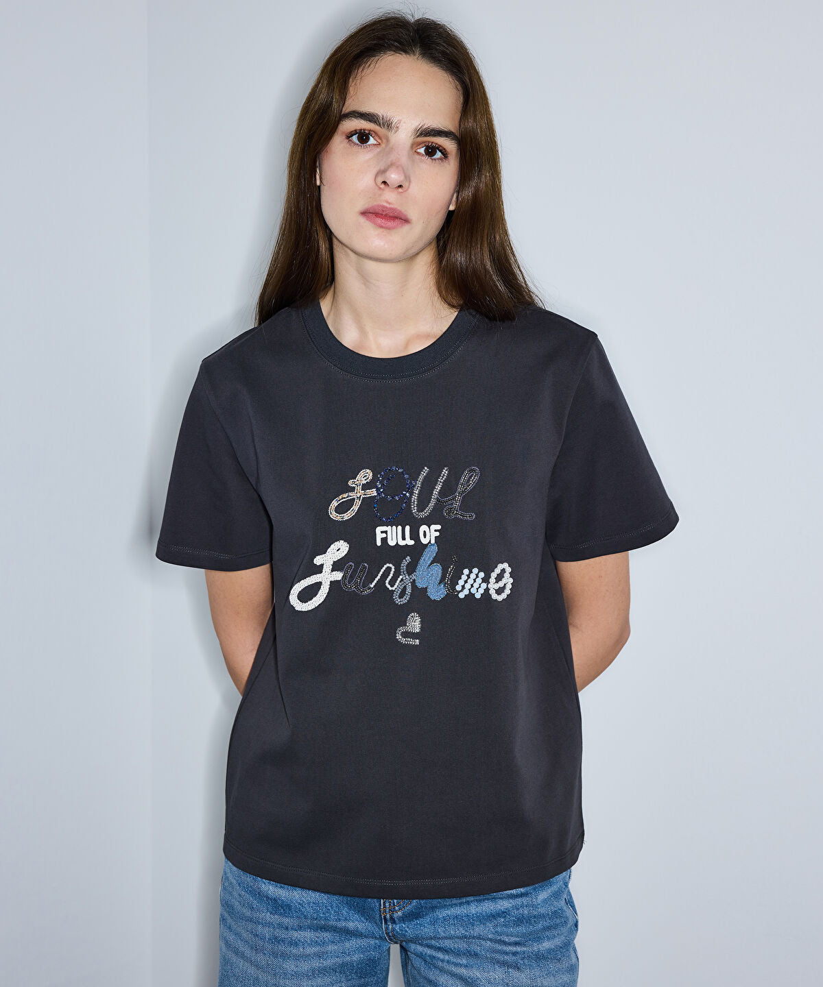 Zoomed Slogan Embroidered T-Shirt