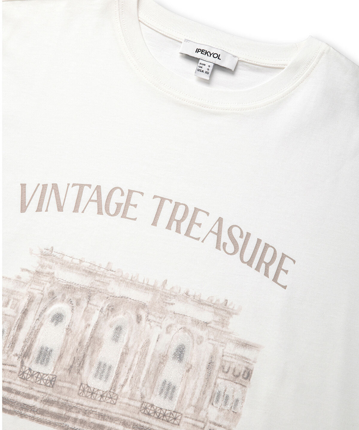 Zoomed Caviar Beaded T-Shirt