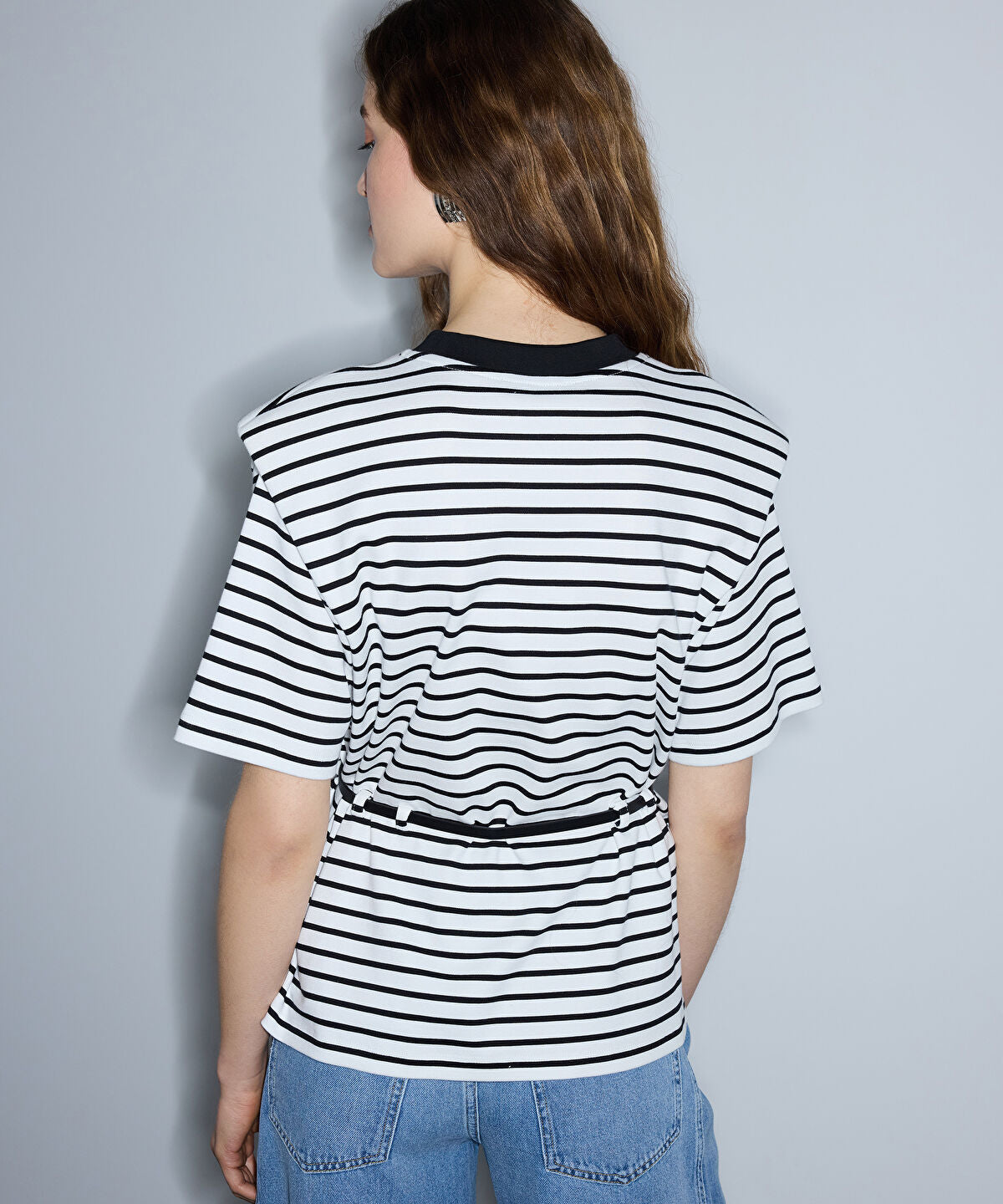 Zoomed Striped T-Shirt with Shoulder Pads
