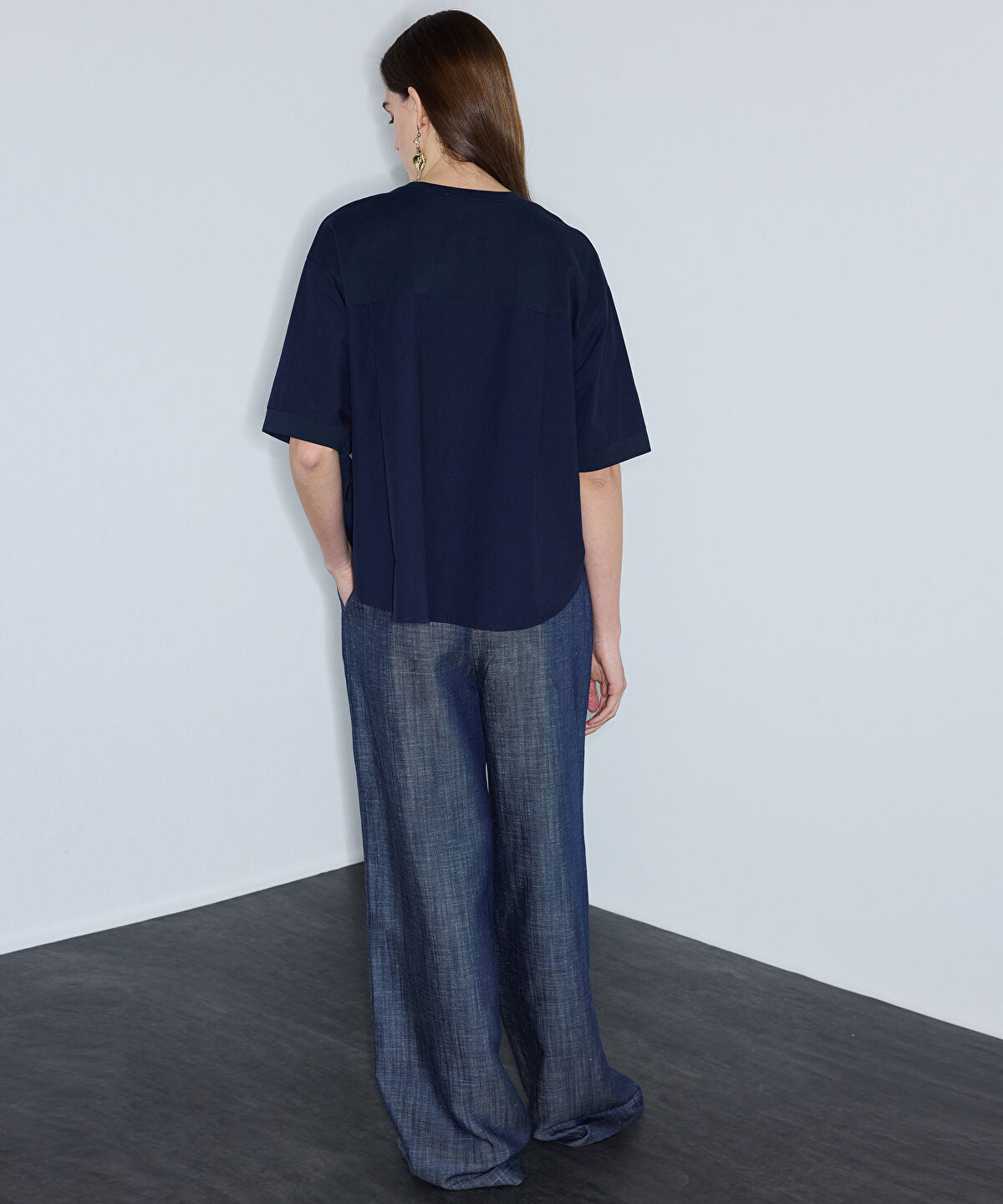 Zoomed Adjustable Waist Mixed Media T-Shirt