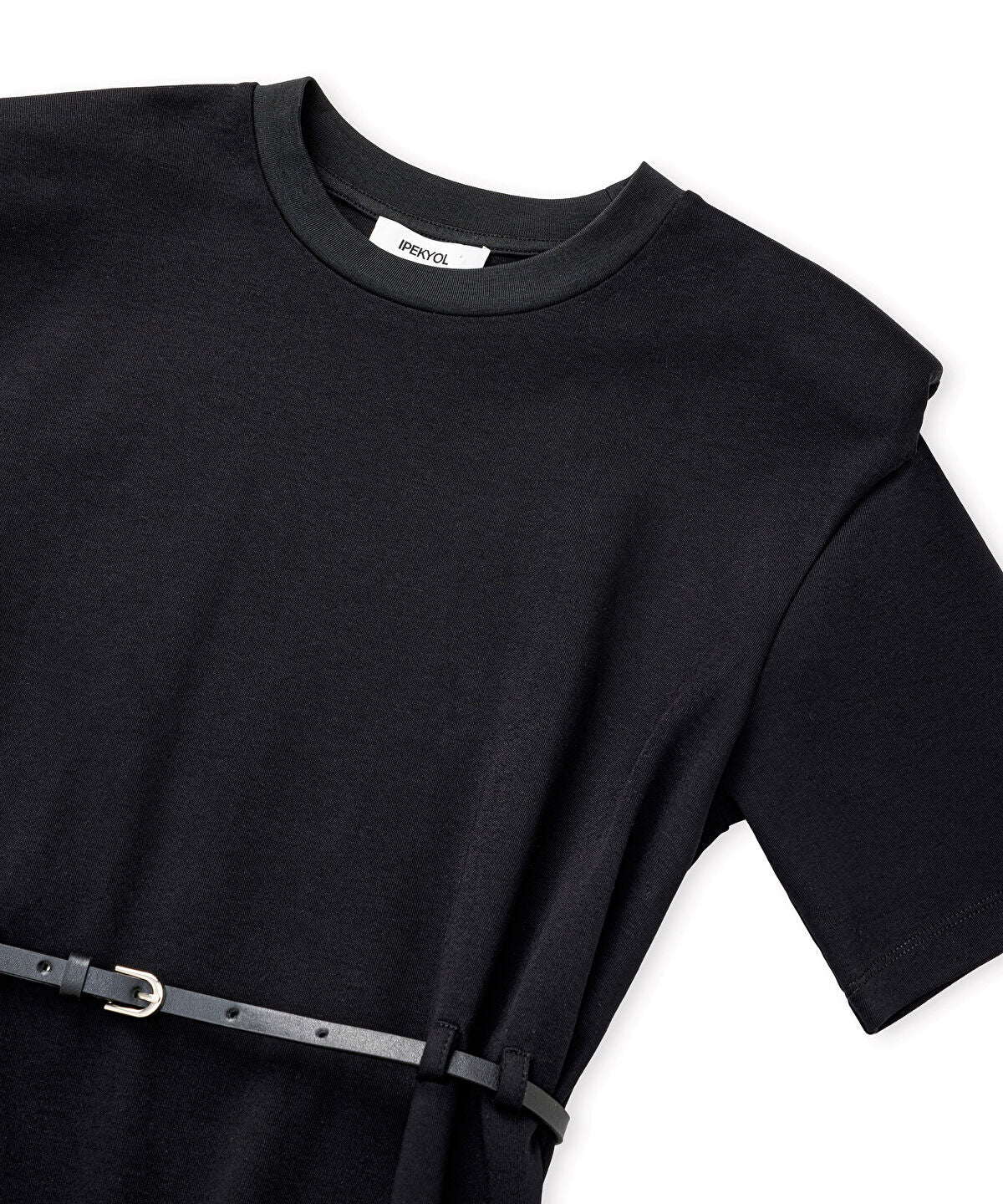 Zoomed Belted Crew Neck T-Shirt