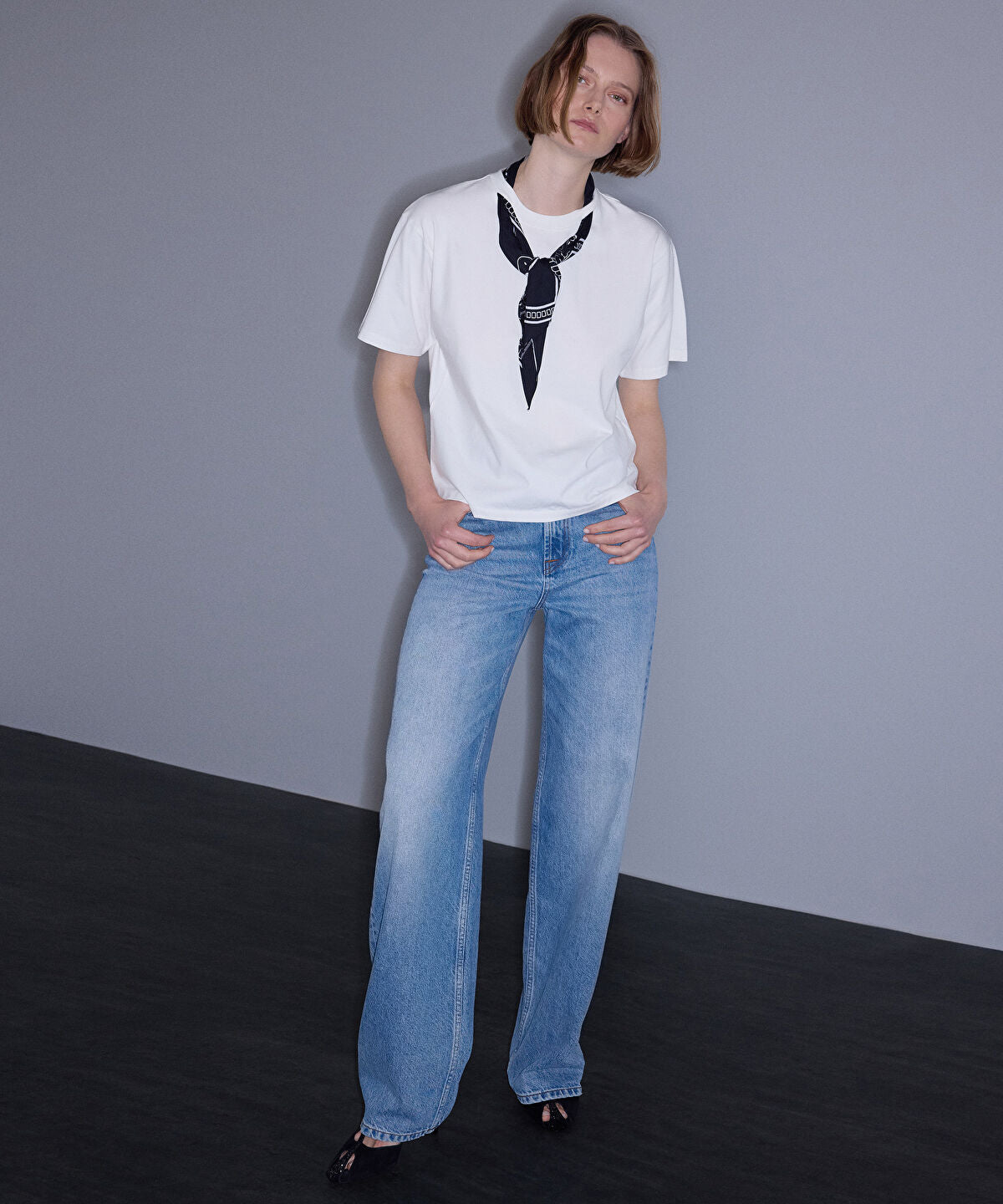 T-SHIRT