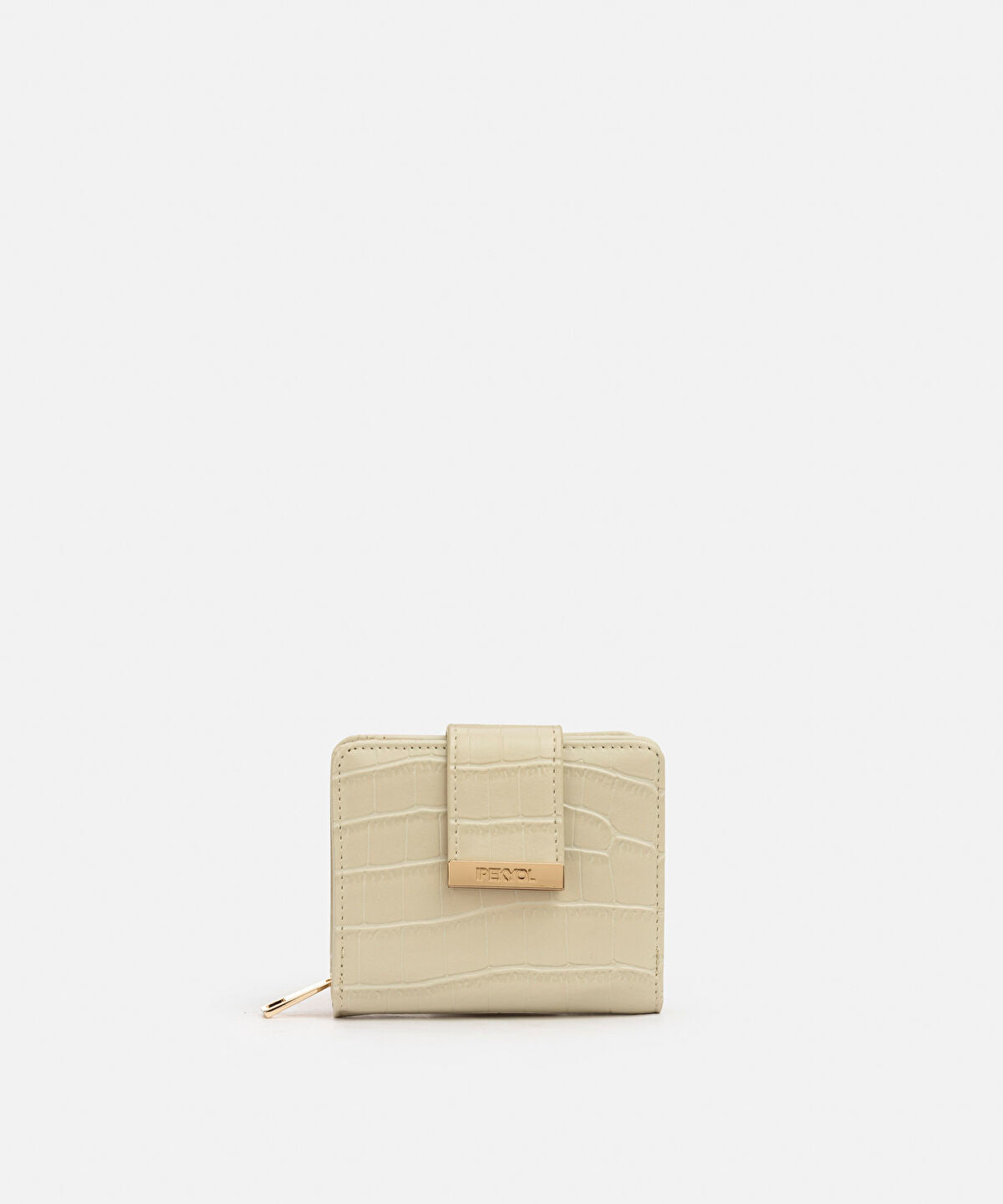 Zoomed Croc-Effect Wallet