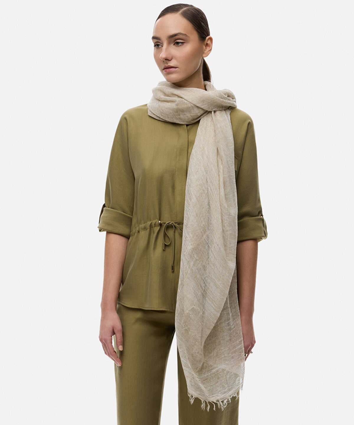 Zoomed Raw Edge Scarf