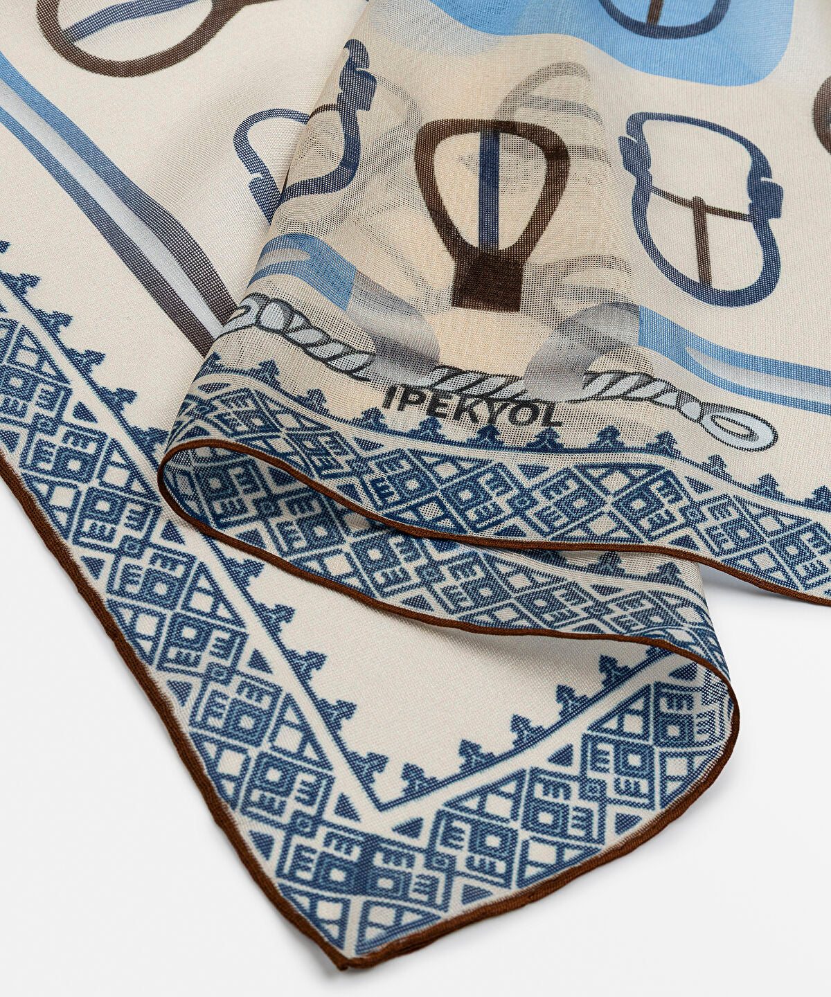 Zoomed Printed Silk Scarf