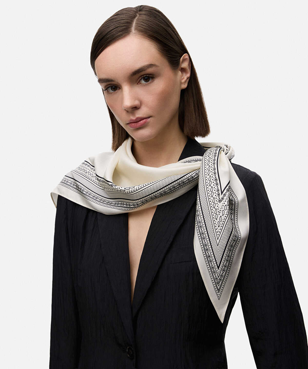 Zoomed Printed Scarf