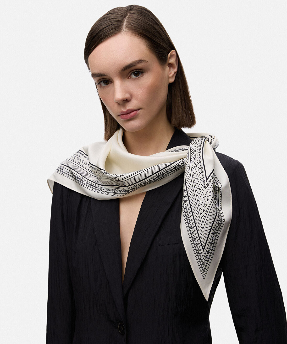 Zoomed Printed Scarf