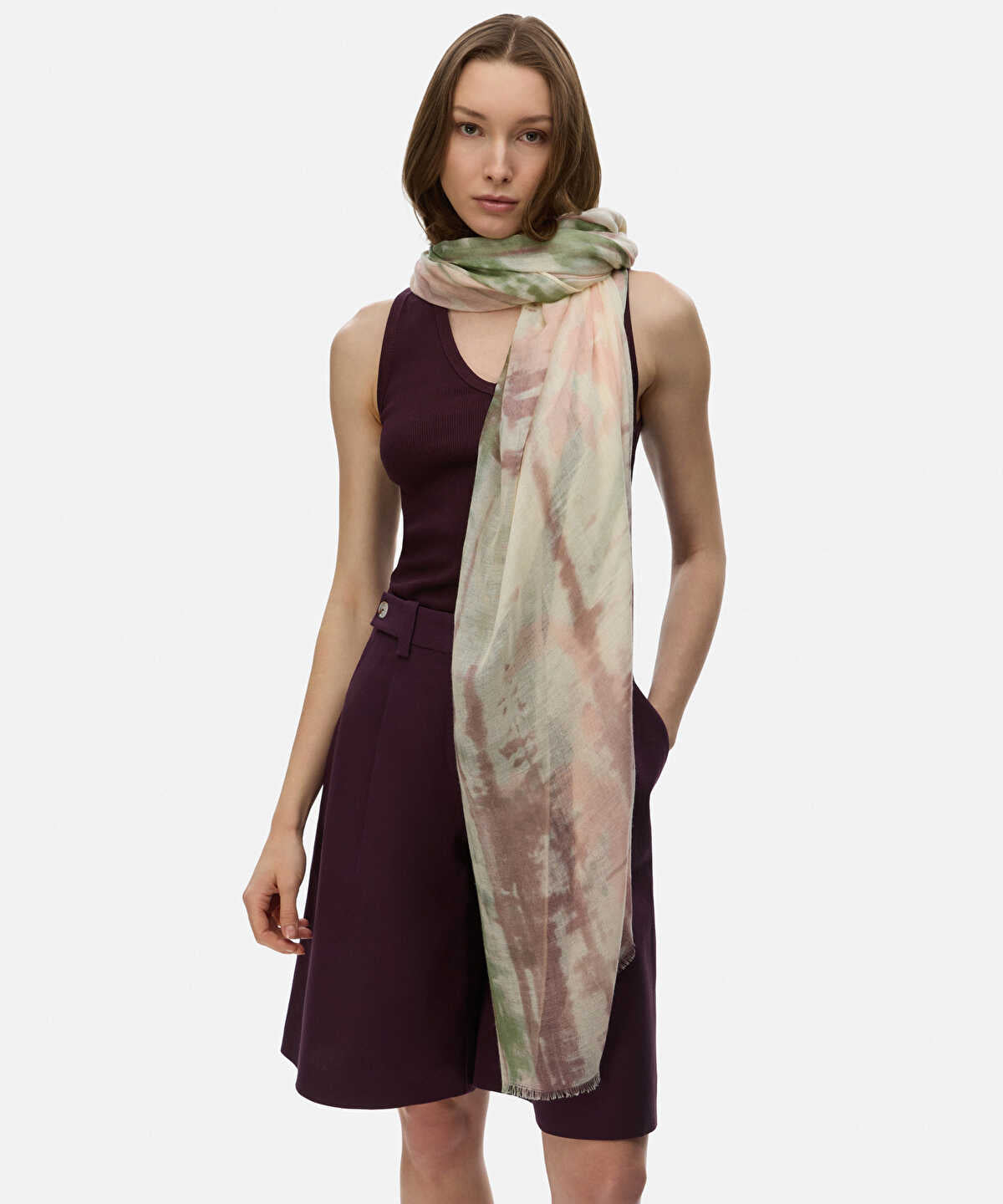 Zoomed Printed Shawl