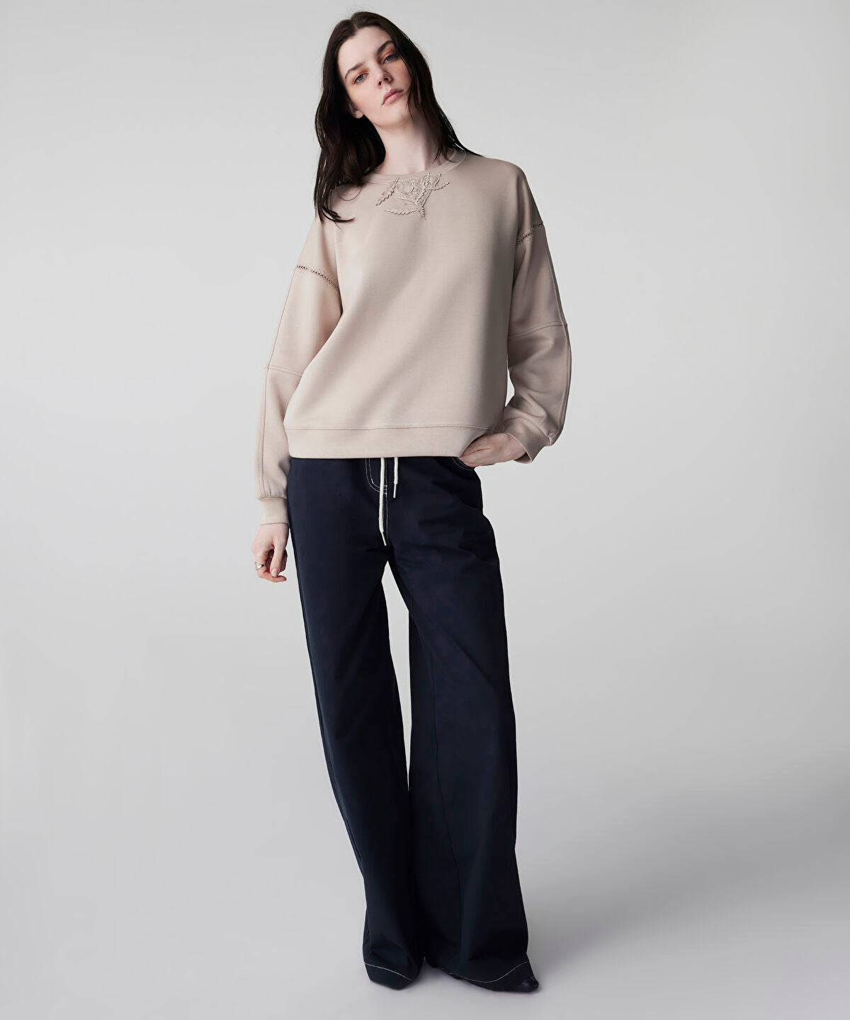 Floral Applique Sweatshirt
