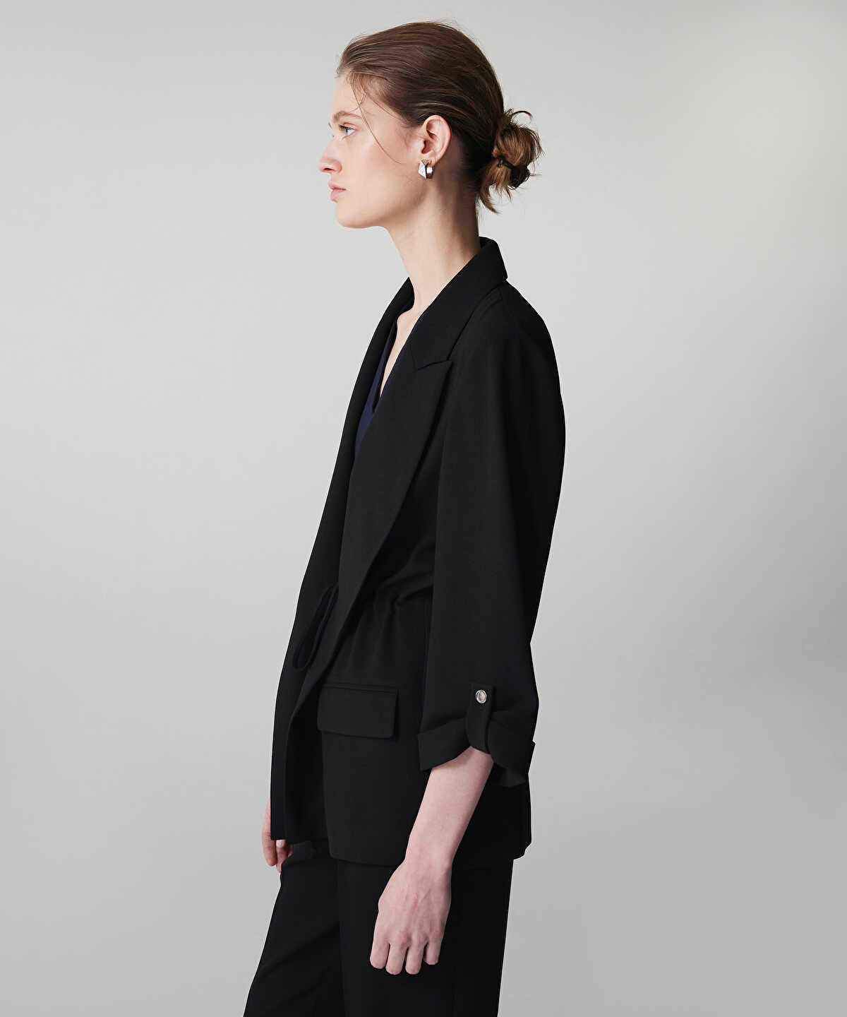 Zoomed Tie Waist Blazer 