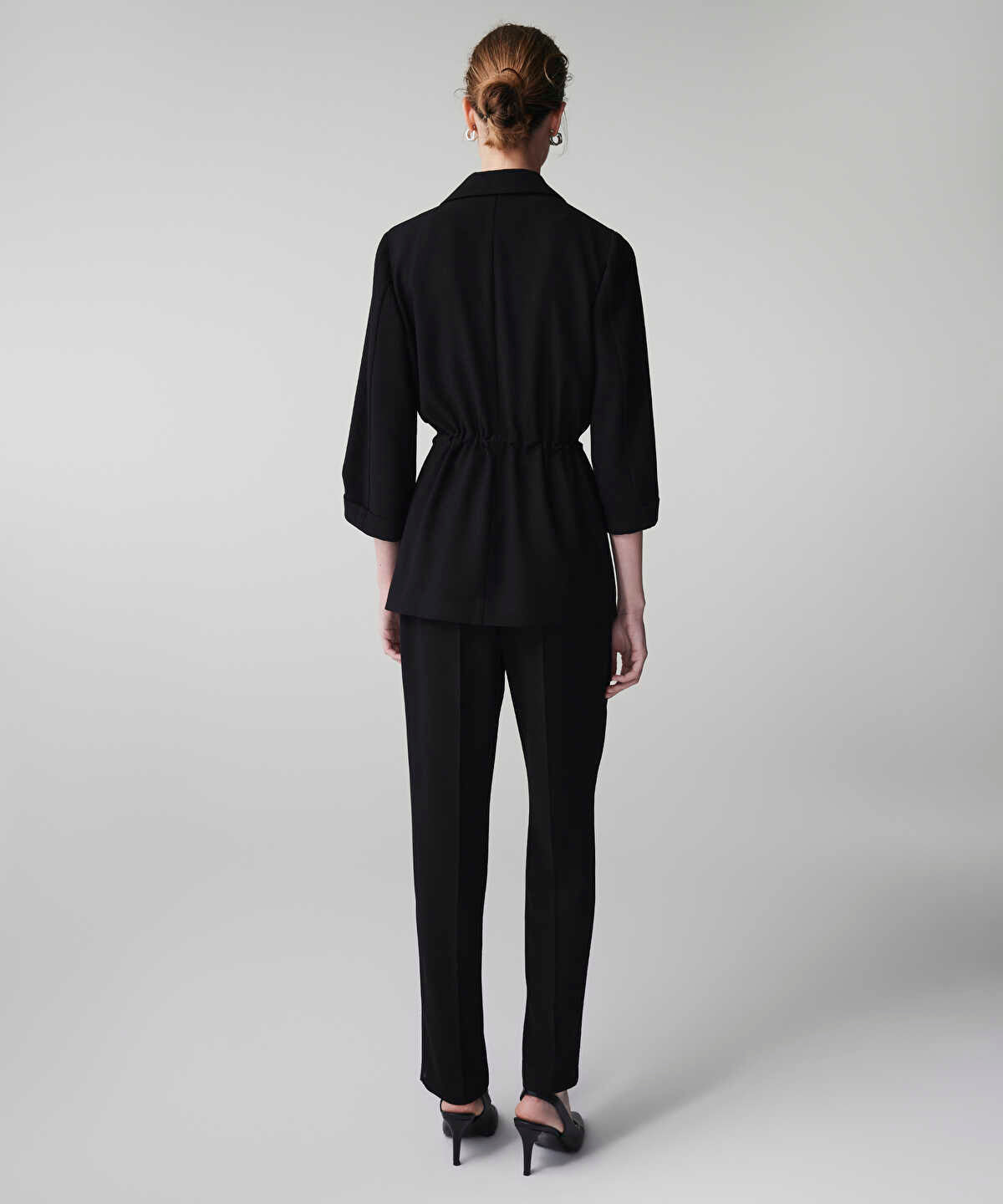 Zoomed Tie Waist Blazer 