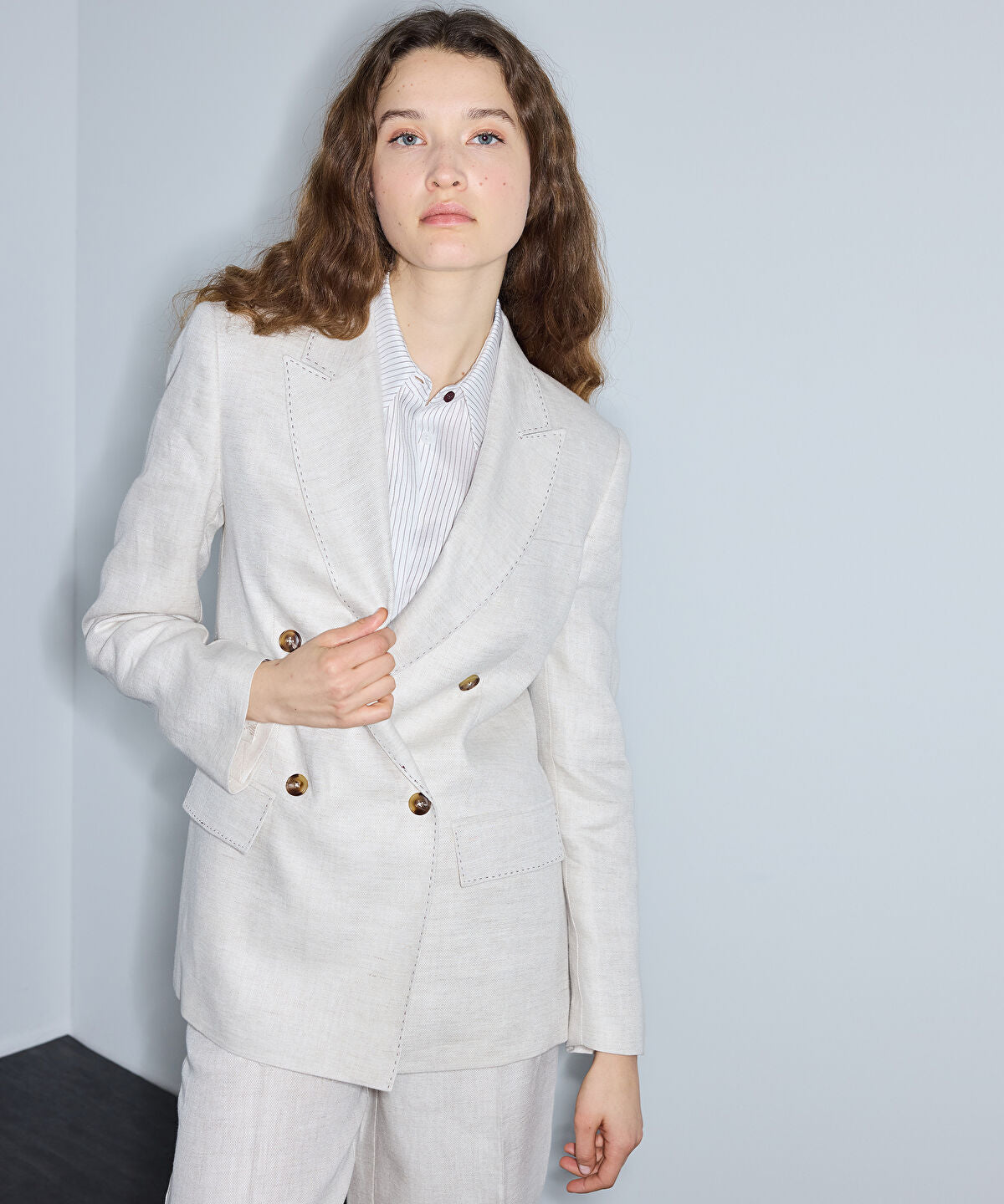 Linen Blazer with Shoulder Pads