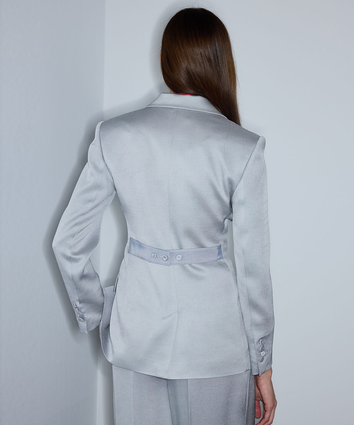 Zoomed Waist-Accented Blazer