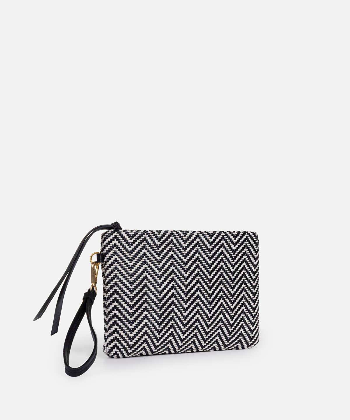 Zoomed Woven Clutch