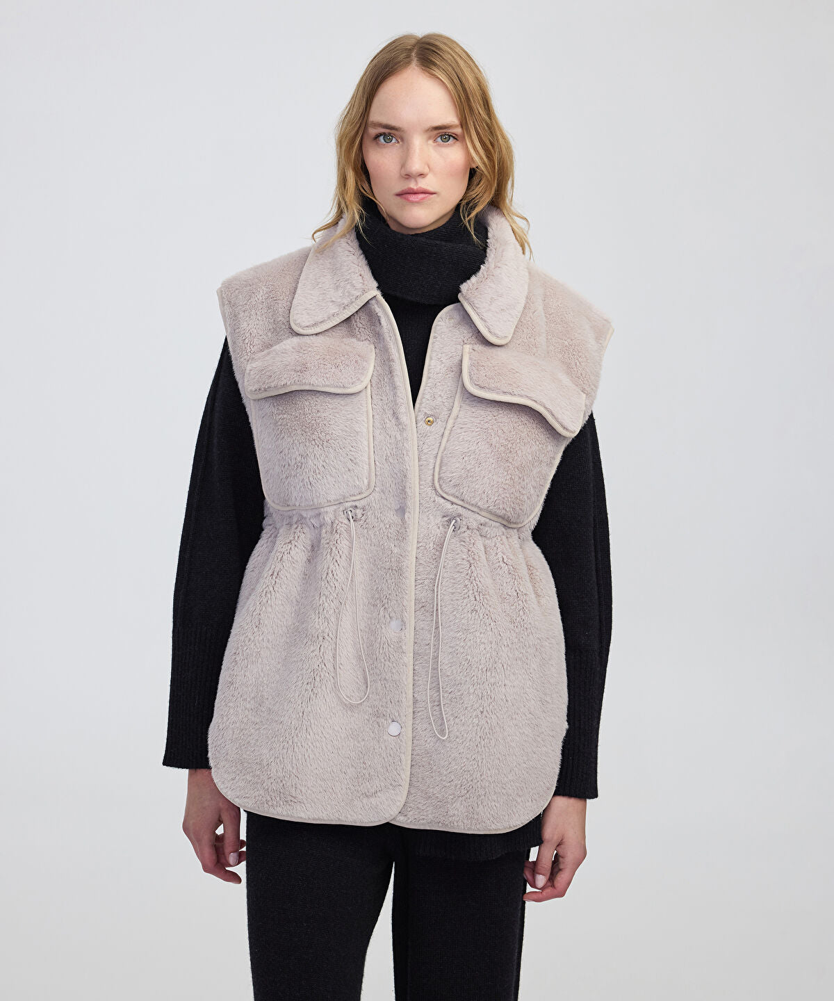 Zoomed Faux Fur Vest