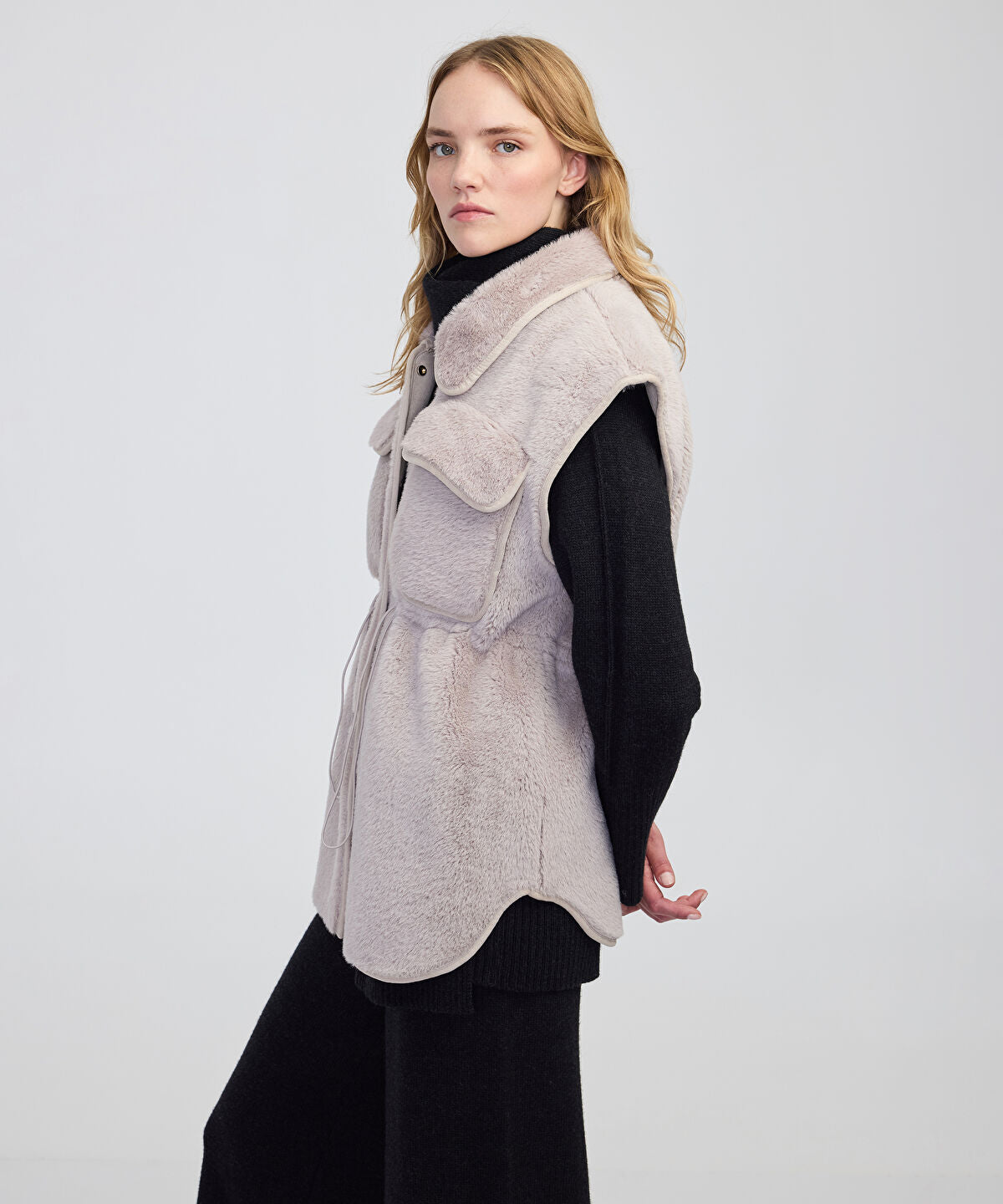 Zoomed Faux Fur Vest