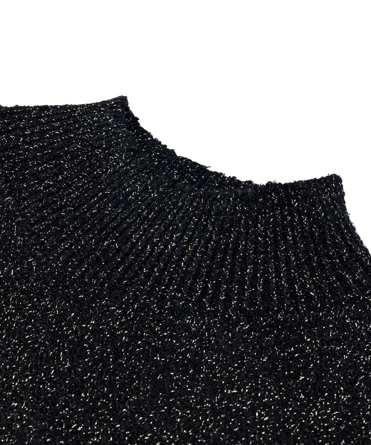 Zoomed KNITWEAR