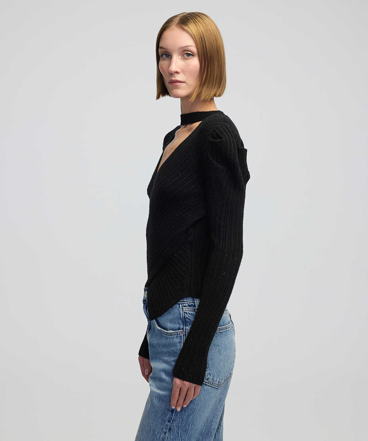 Zoomed KNITWEAR