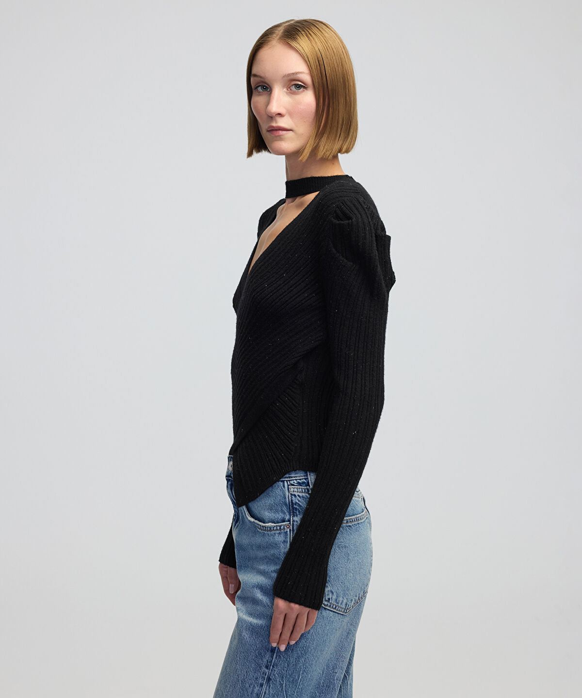 Zoomed KNITWEAR