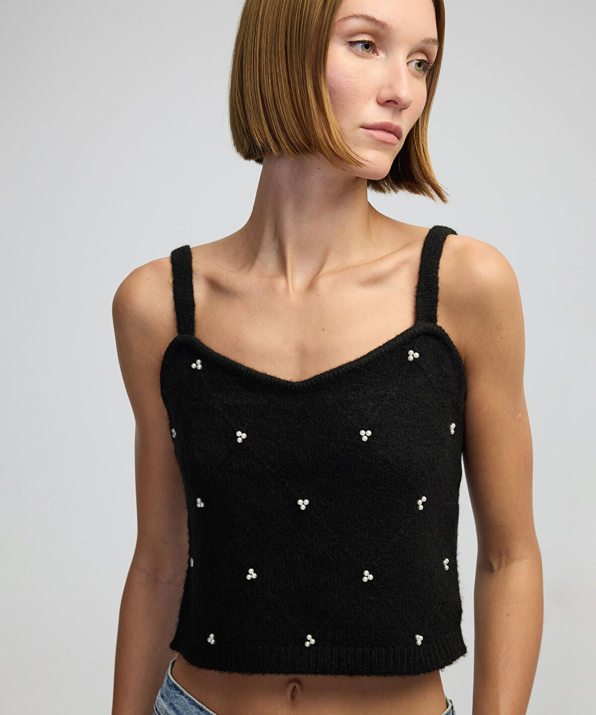 Zoomed KNITWEAR
