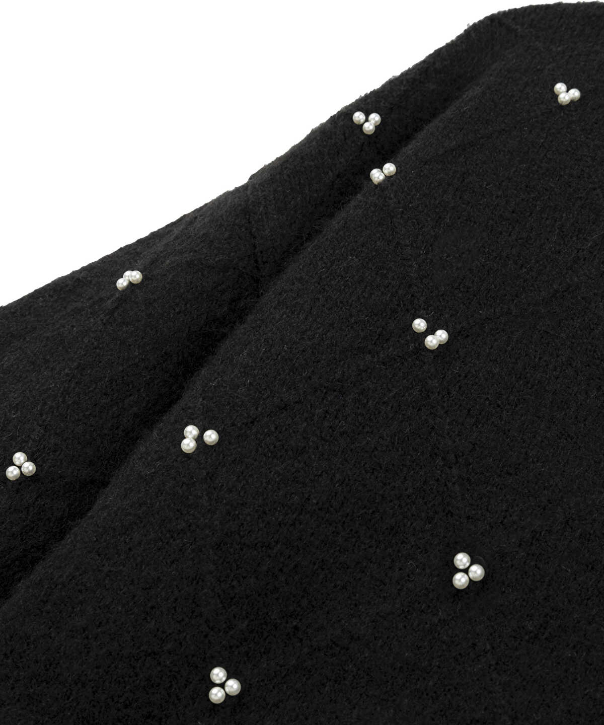 Zoomed KNITWEAR