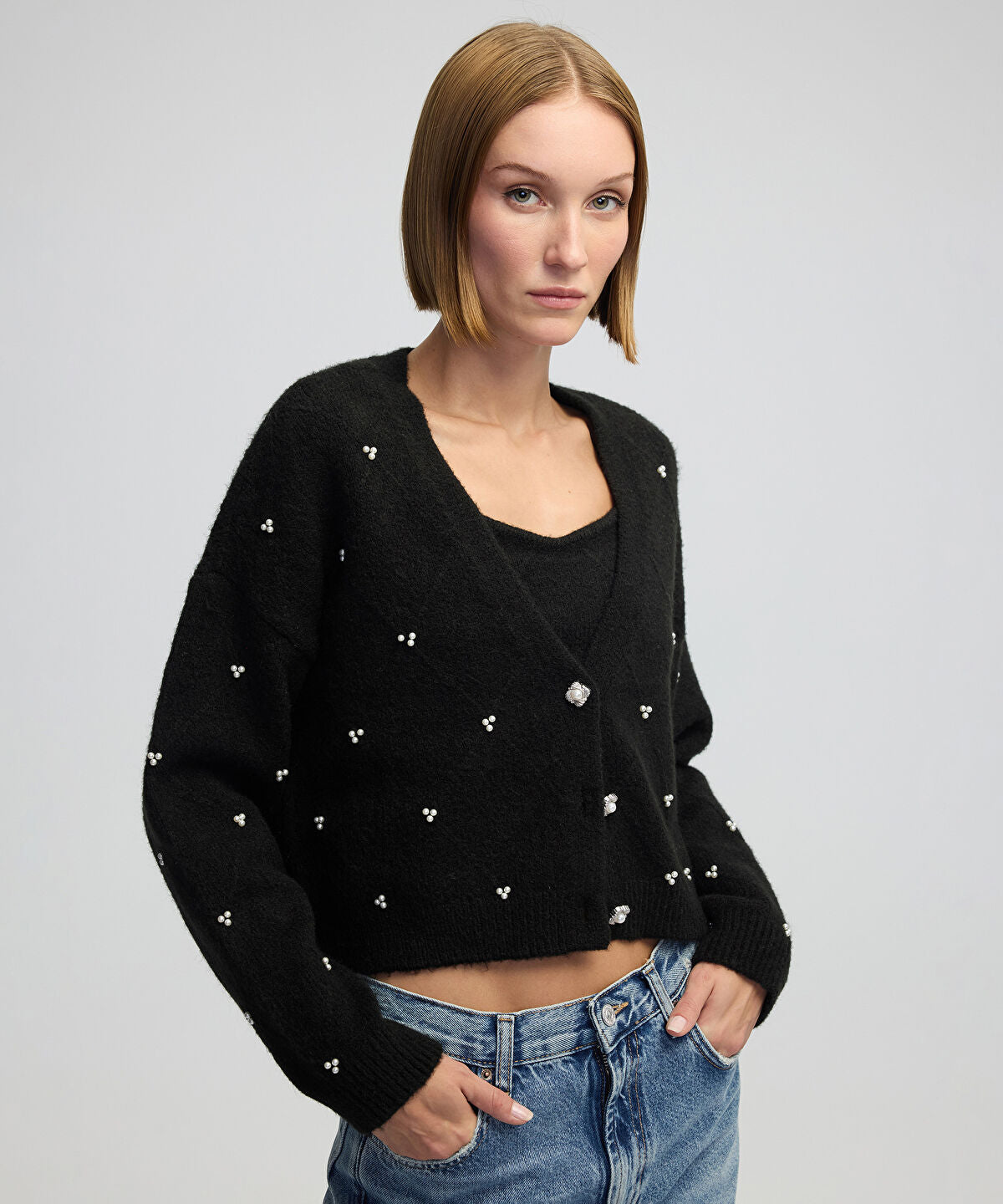 Zoomed KNITWEAR
