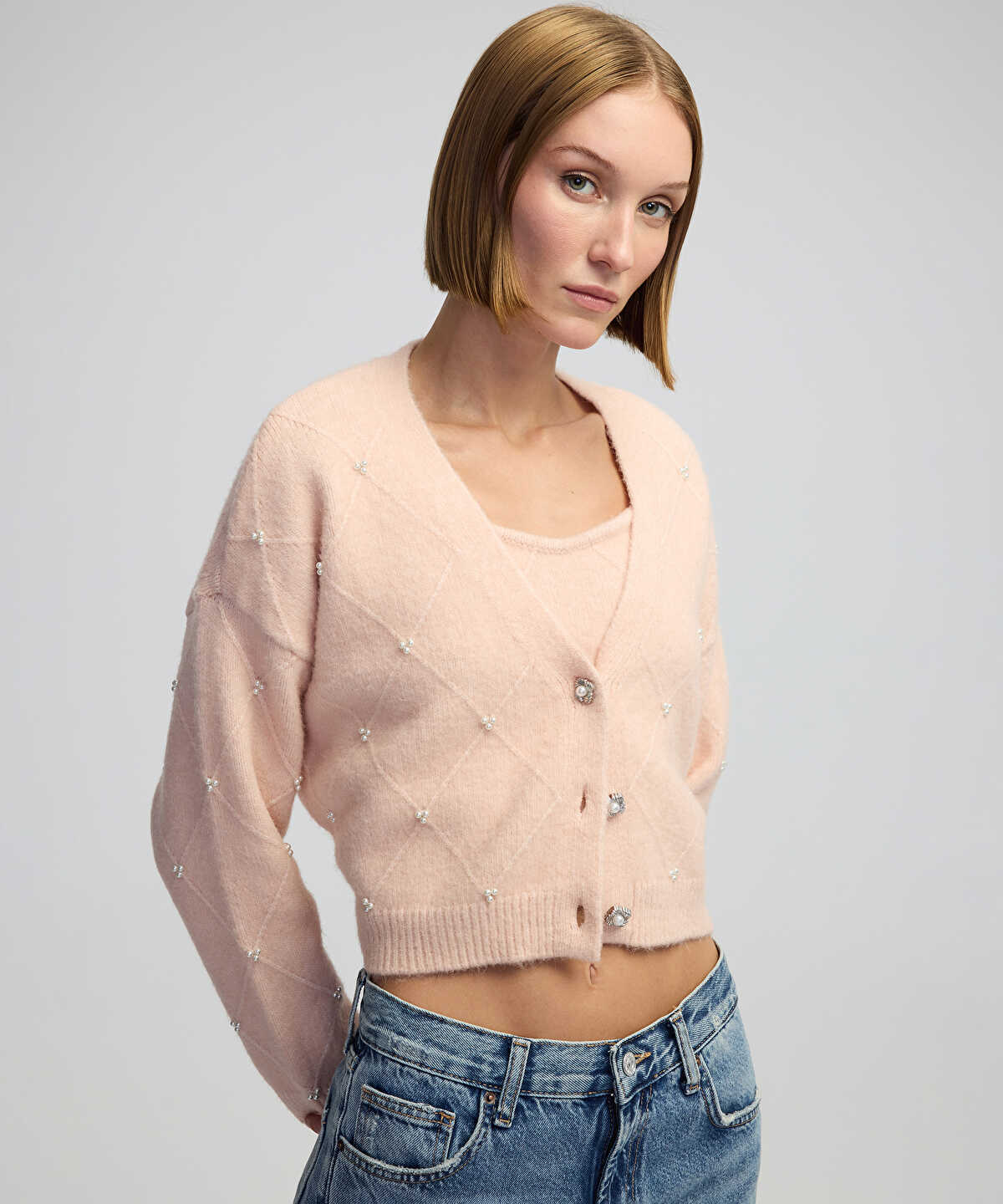 KNITWEAR