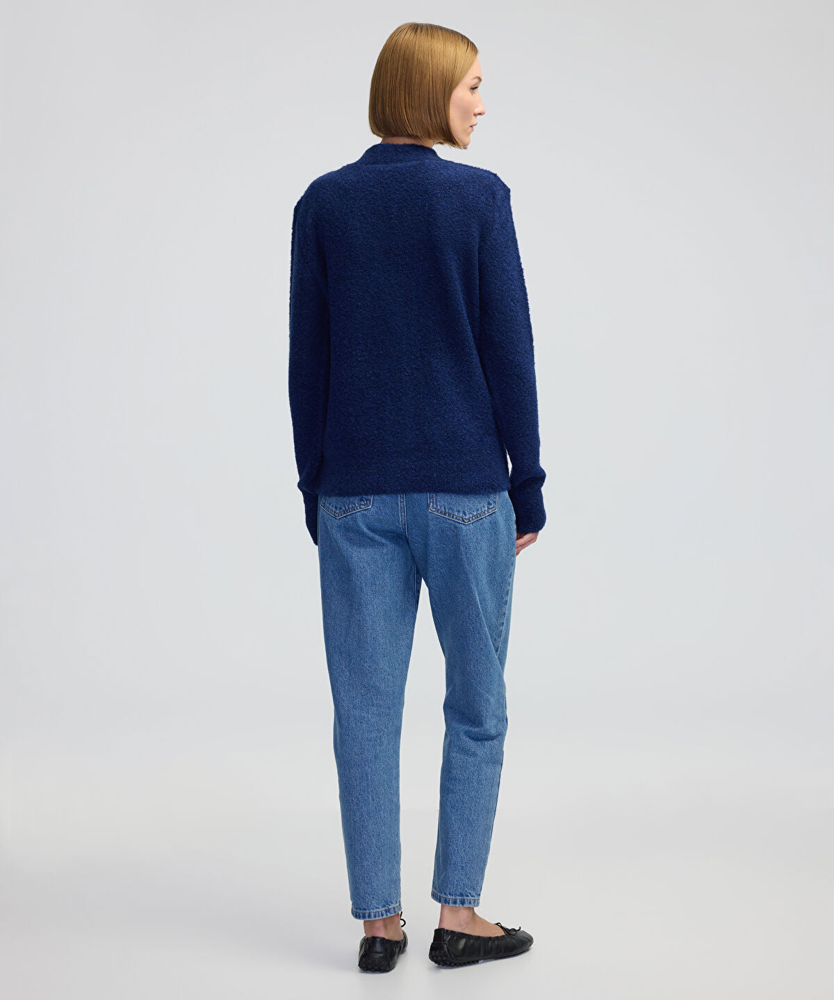 Zoomed KNITWEAR