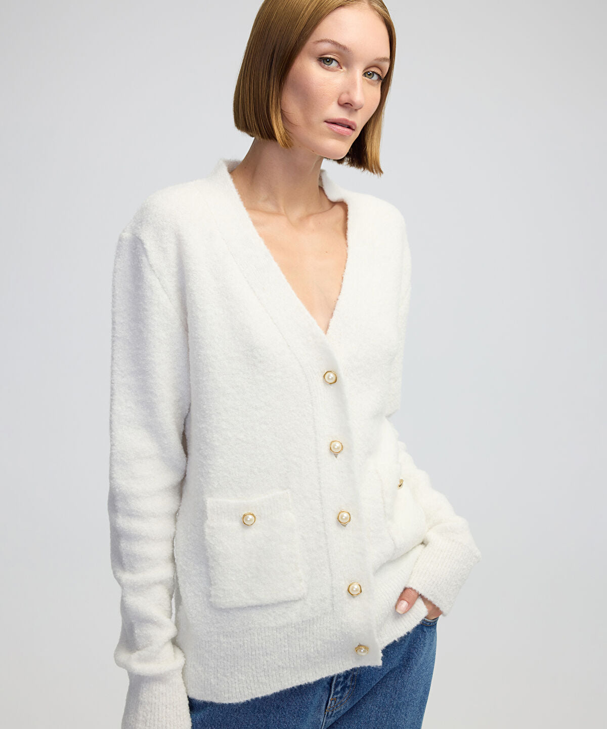 KNITWEAR