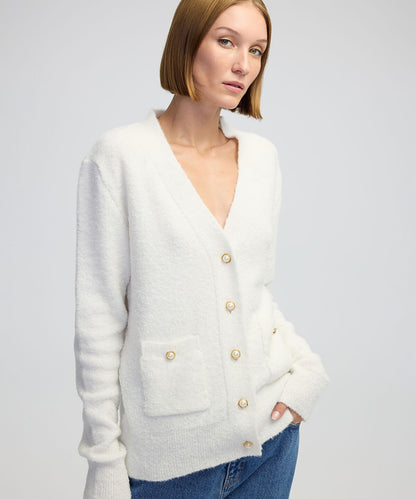 KNITWEAR