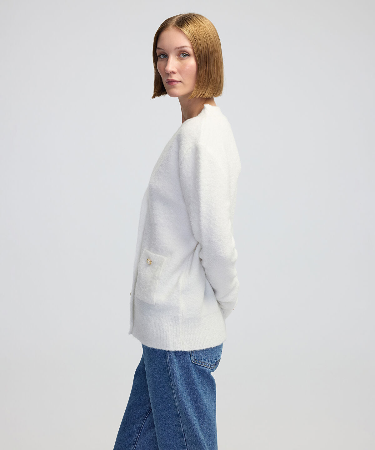 KNITWEAR