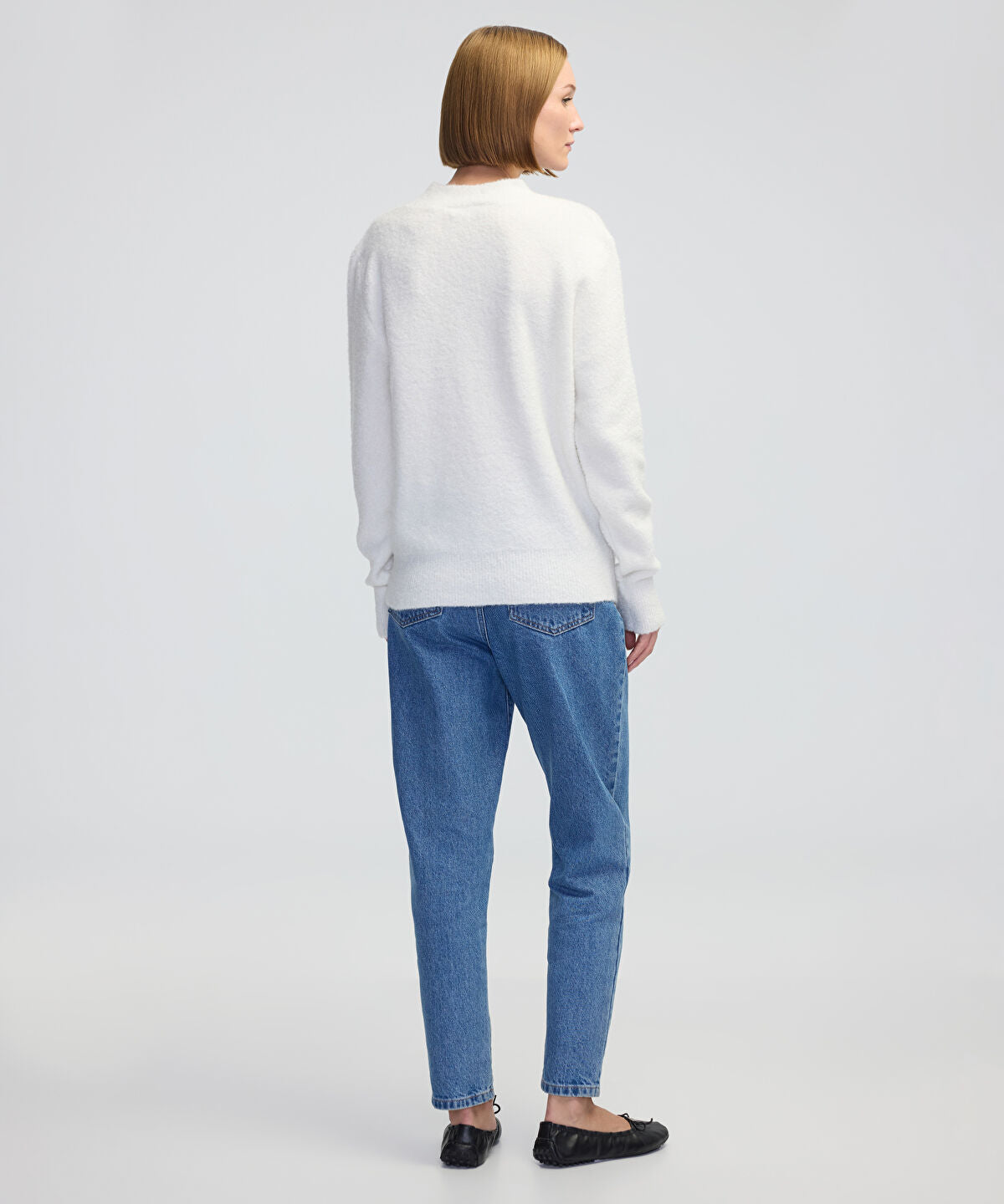 KNITWEAR