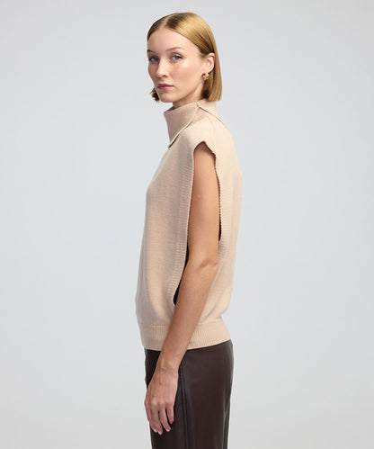KNITWEAR