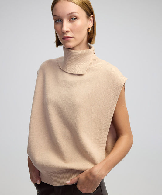 KNITWEAR